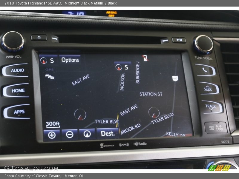 Midnight Black Metallic / Black 2018 Toyota Highlander SE AWD