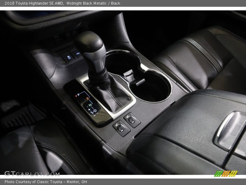 Midnight Black Metallic / Black 2018 Toyota Highlander SE AWD