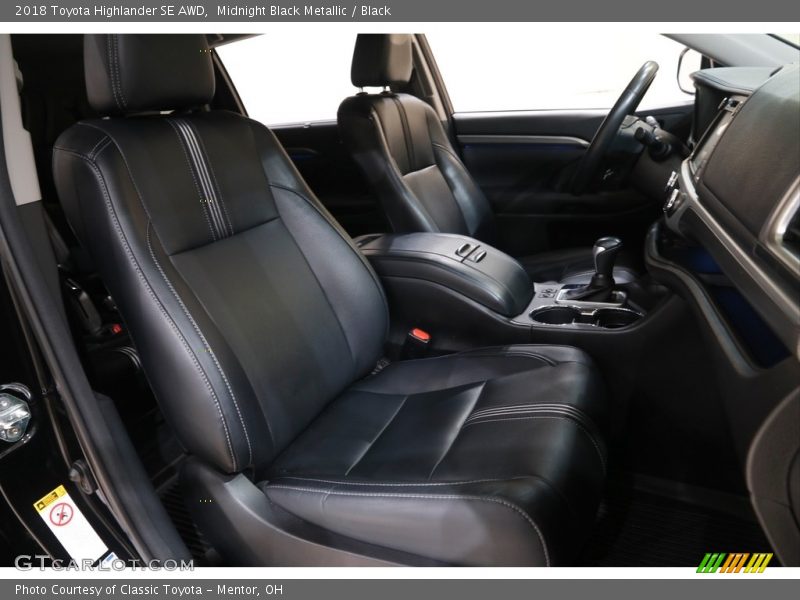 Midnight Black Metallic / Black 2018 Toyota Highlander SE AWD