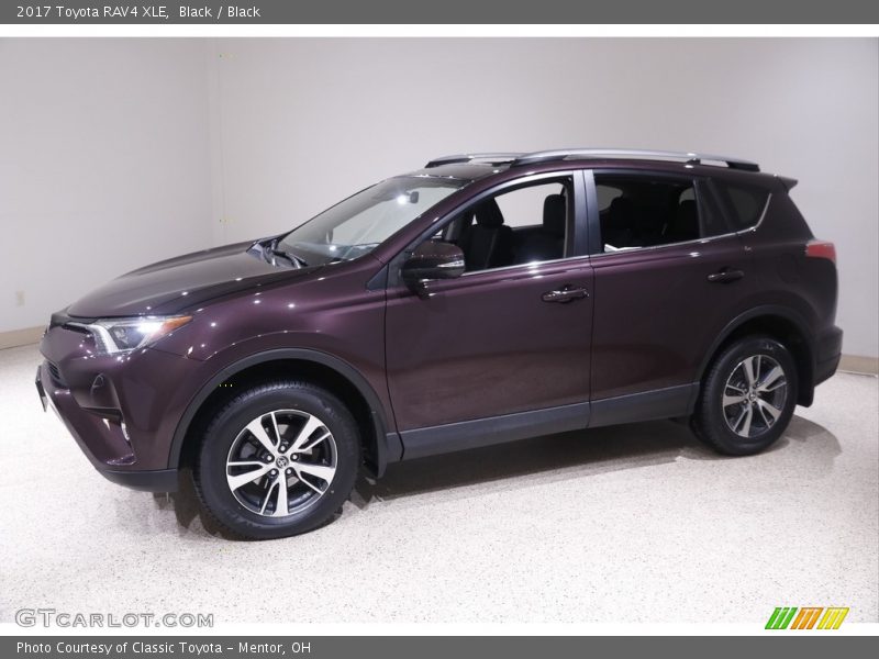Black / Black 2017 Toyota RAV4 XLE