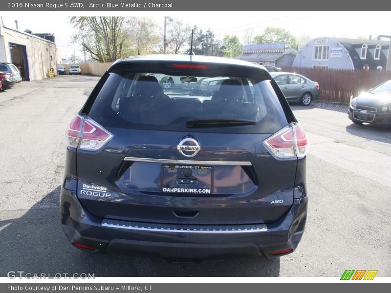 Arctic Blue Metallic / Charcoal 2016 Nissan Rogue S AWD