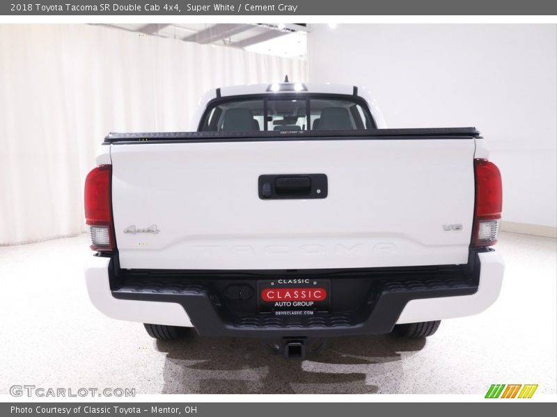 Super White / Cement Gray 2018 Toyota Tacoma SR Double Cab 4x4
