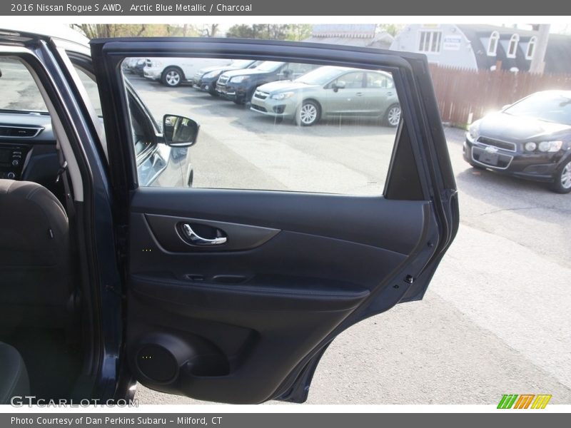Arctic Blue Metallic / Charcoal 2016 Nissan Rogue S AWD