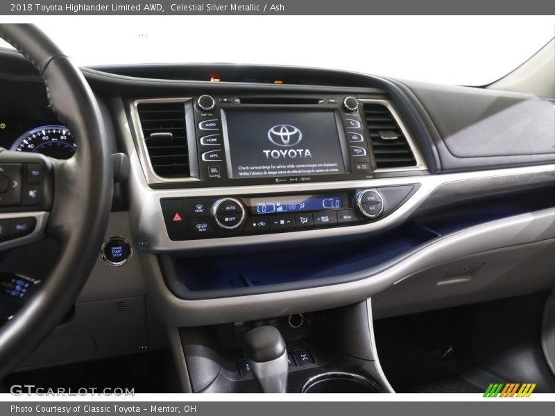 Celestial Silver Metallic / Ash 2018 Toyota Highlander Limited AWD