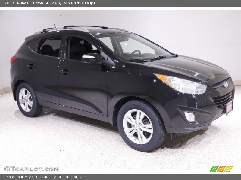 Ash Black / Taupe 2013 Hyundai Tucson GLS AWD