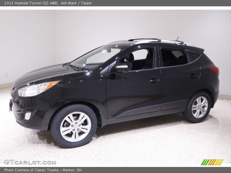 Ash Black / Taupe 2013 Hyundai Tucson GLS AWD
