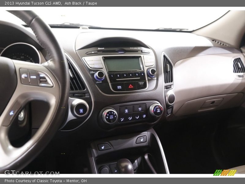 Ash Black / Taupe 2013 Hyundai Tucson GLS AWD