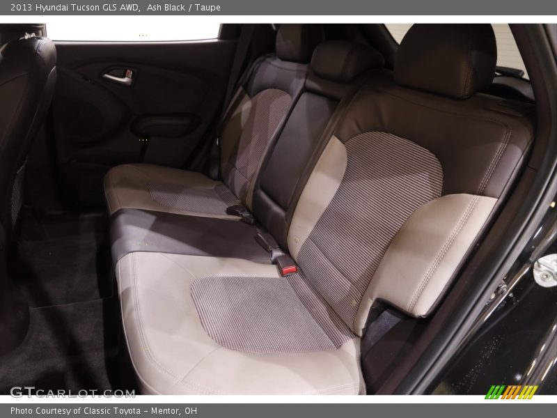 Ash Black / Taupe 2013 Hyundai Tucson GLS AWD