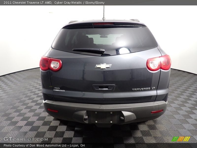 Cyber Gray Metallic / Ebony/Ebony 2011 Chevrolet Traverse LT AWD