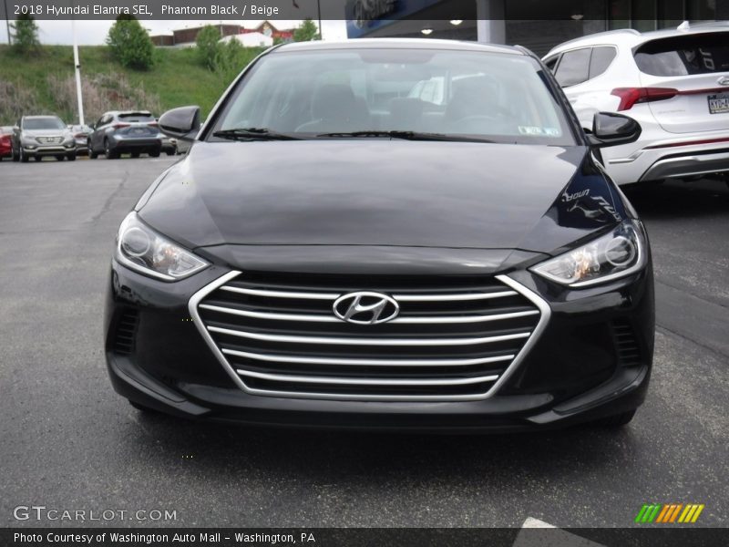 Phantom Black / Beige 2018 Hyundai Elantra SEL