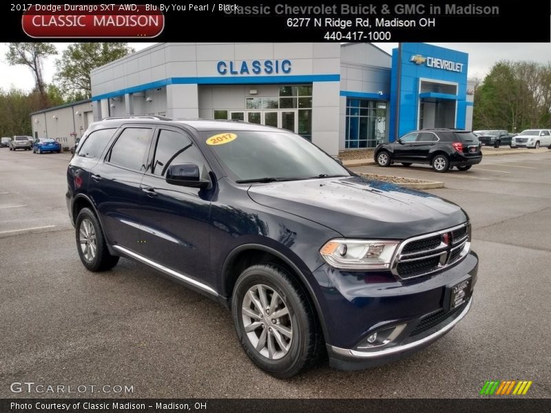 Blu By You Pearl / Black 2017 Dodge Durango SXT AWD