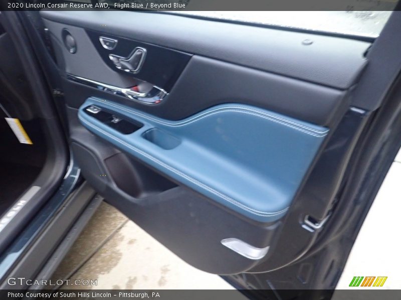 Flight Blue / Beyond Blue 2020 Lincoln Corsair Reserve AWD