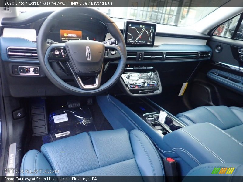 Flight Blue / Beyond Blue 2020 Lincoln Corsair Reserve AWD