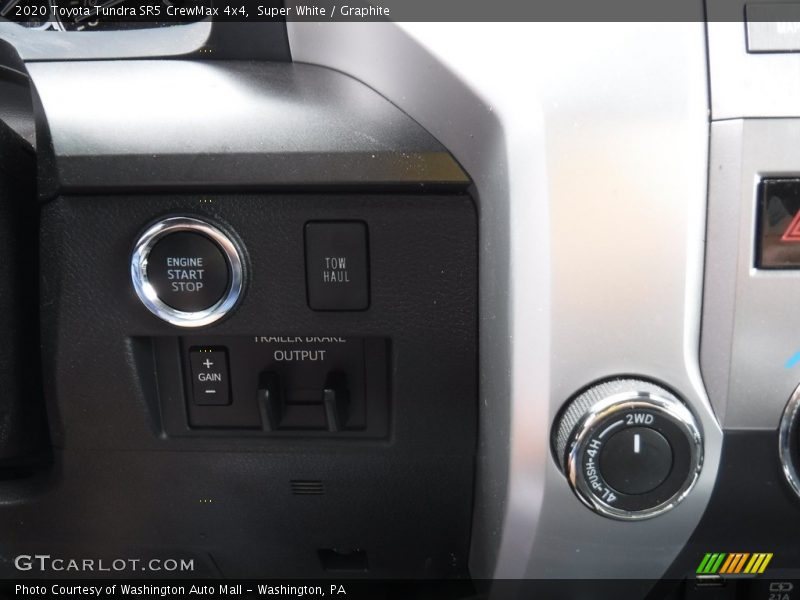 Super White / Graphite 2020 Toyota Tundra SR5 CrewMax 4x4