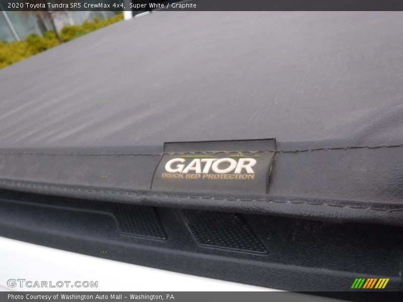 Super White / Graphite 2020 Toyota Tundra SR5 CrewMax 4x4