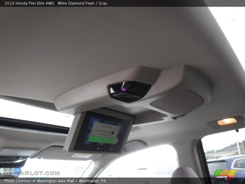 White Diamond Pearl / Gray 2019 Honda Pilot Elite AWD