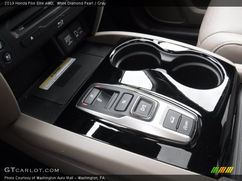 White Diamond Pearl / Gray 2019 Honda Pilot Elite AWD
