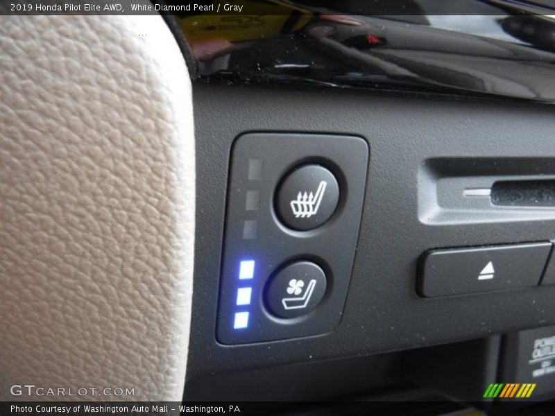 White Diamond Pearl / Gray 2019 Honda Pilot Elite AWD