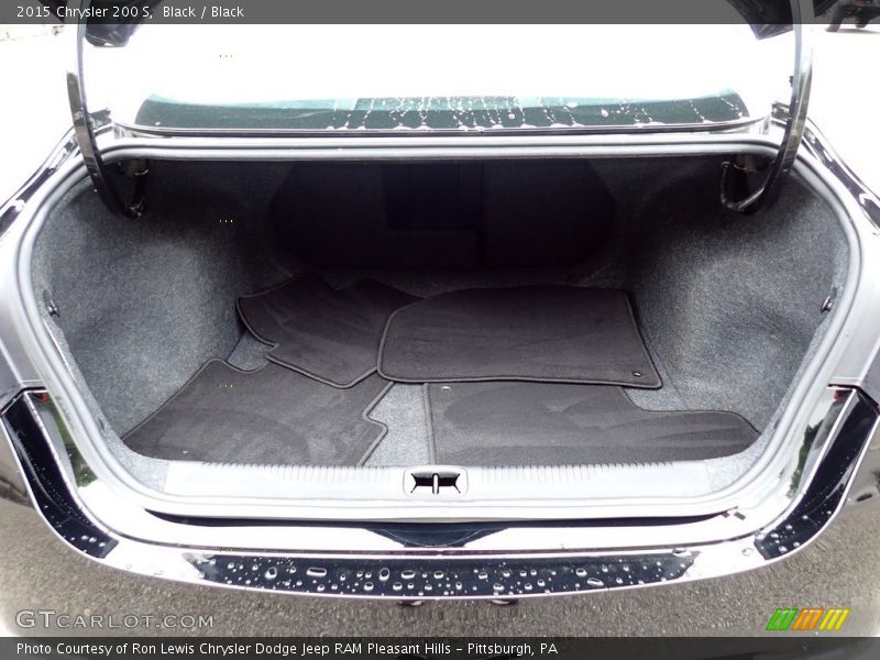 Black / Black 2015 Chrysler 200 S