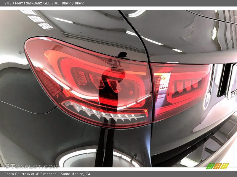 Black / Black 2020 Mercedes-Benz GLC 300