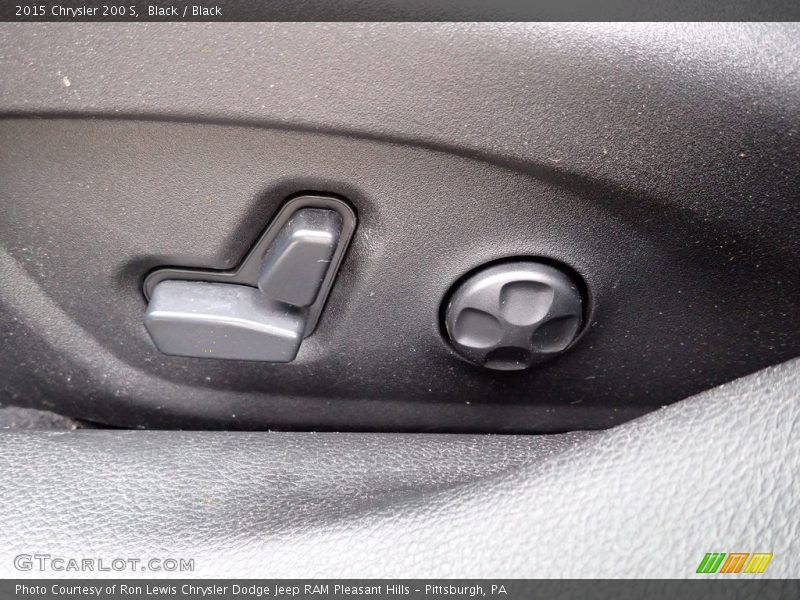 Black / Black 2015 Chrysler 200 S