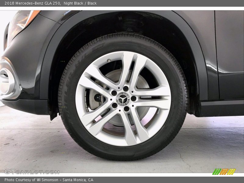 Night Black / Black 2018 Mercedes-Benz GLA 250