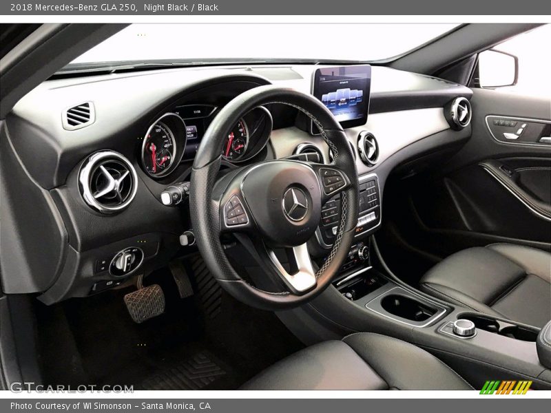 Night Black / Black 2018 Mercedes-Benz GLA 250