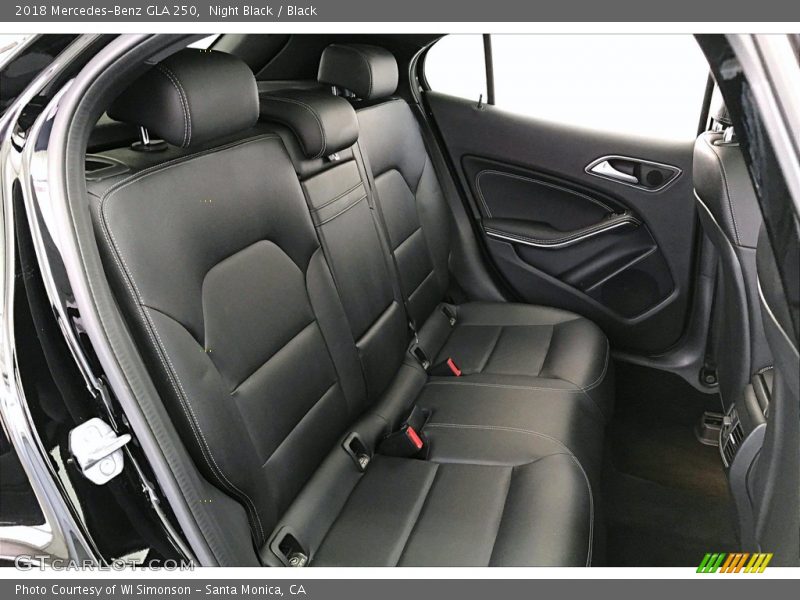 Night Black / Black 2018 Mercedes-Benz GLA 250