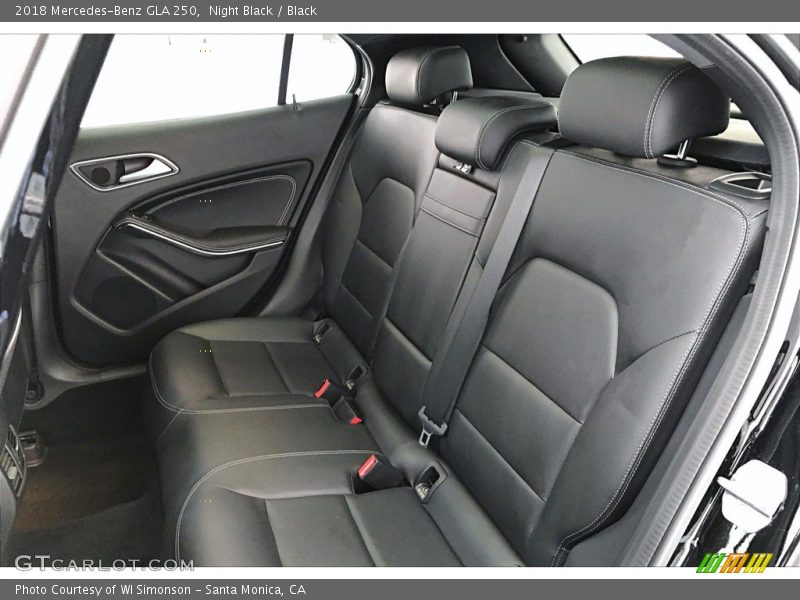 Night Black / Black 2018 Mercedes-Benz GLA 250