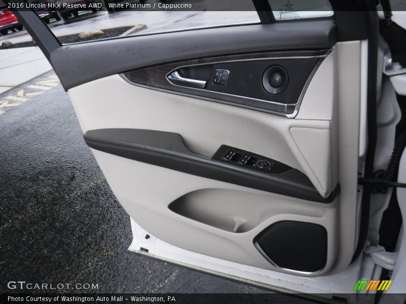 Door Panel of 2016 MKX Reserve AWD