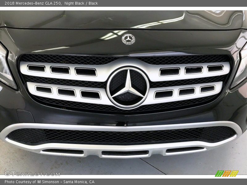 Night Black / Black 2018 Mercedes-Benz GLA 250