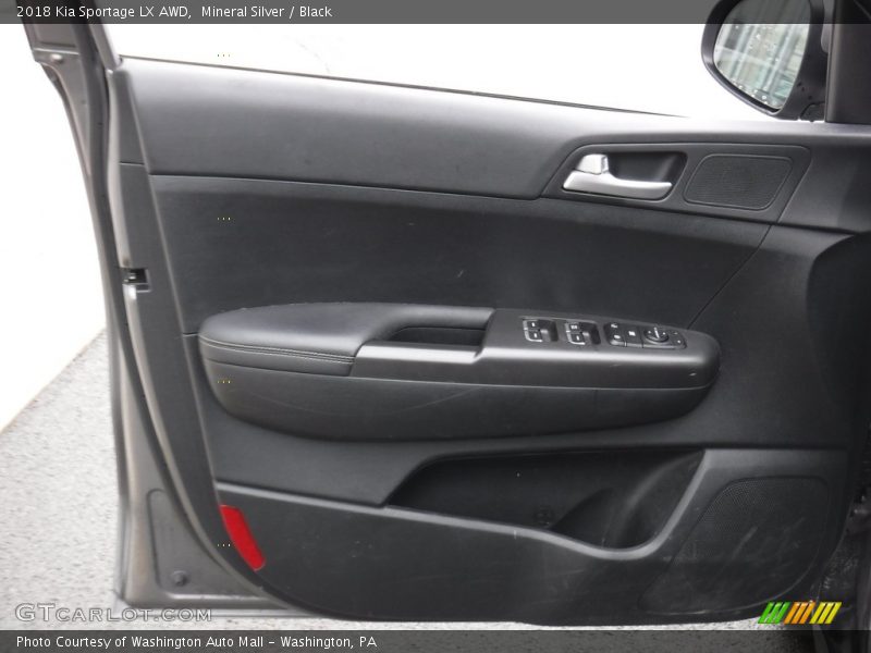 Mineral Silver / Black 2018 Kia Sportage LX AWD