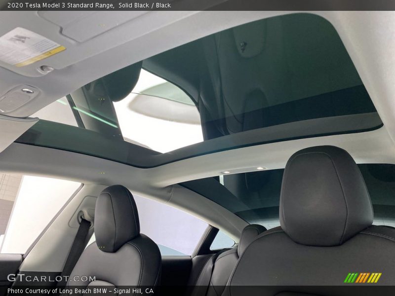 Sunroof of 2020 Model 3 Standard Range