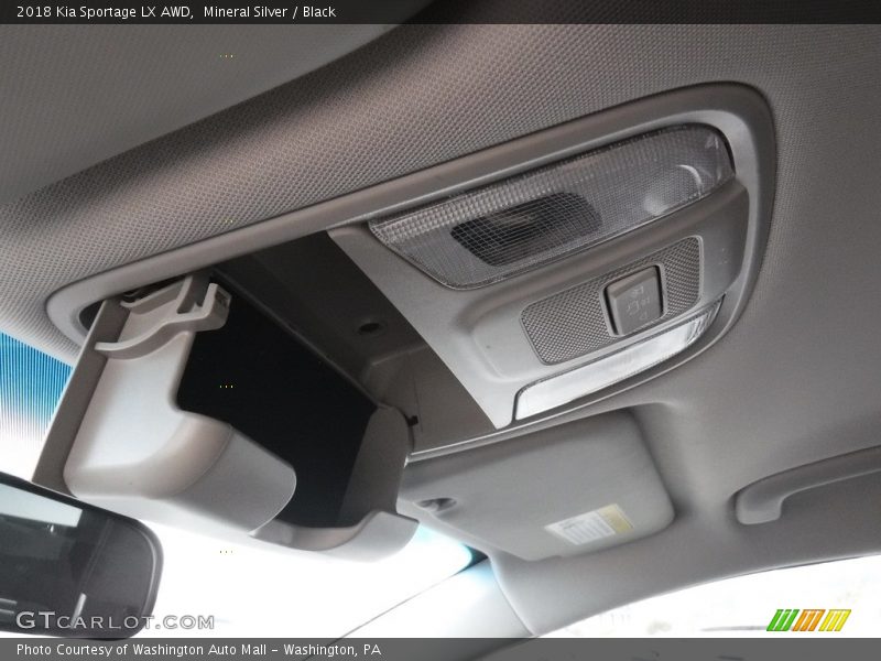 Mineral Silver / Black 2018 Kia Sportage LX AWD