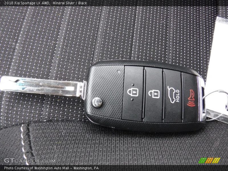 Mineral Silver / Black 2018 Kia Sportage LX AWD