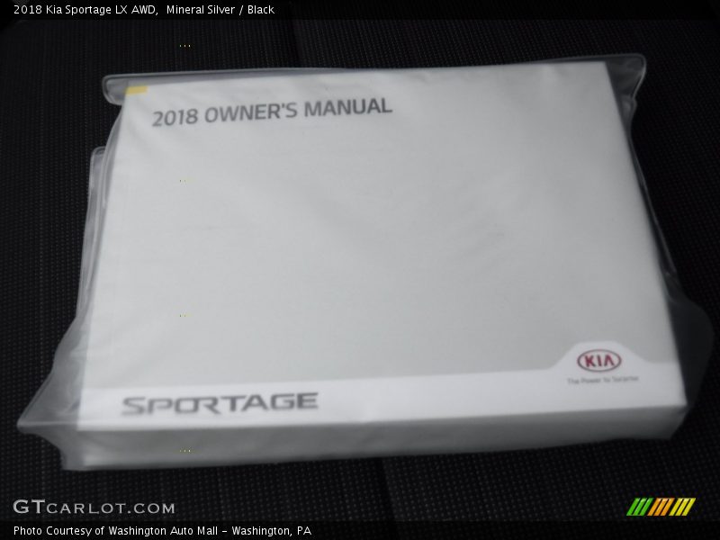 Mineral Silver / Black 2018 Kia Sportage LX AWD