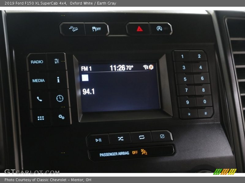 Oxford White / Earth Gray 2019 Ford F150 XL SuperCab 4x4