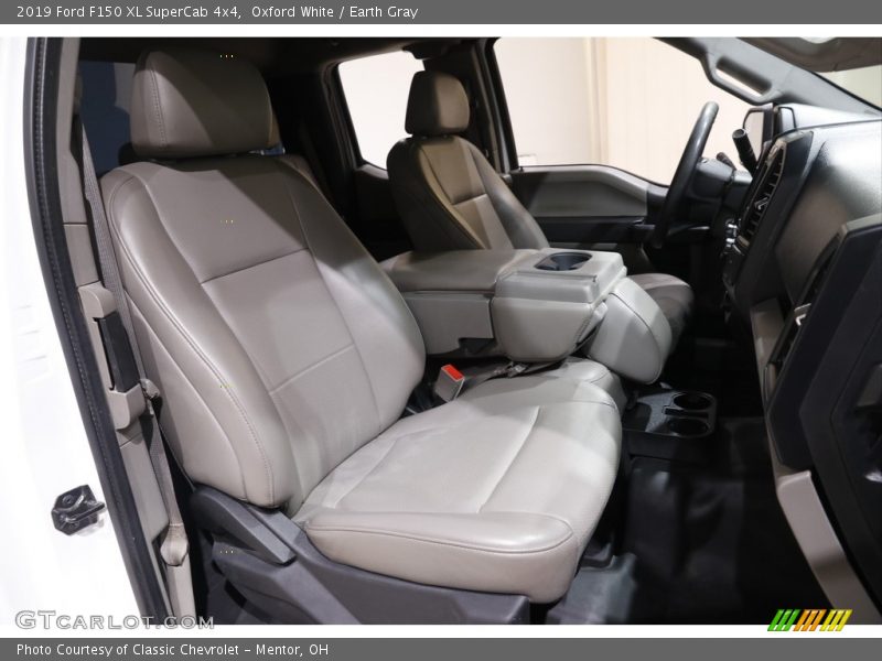 Oxford White / Earth Gray 2019 Ford F150 XL SuperCab 4x4