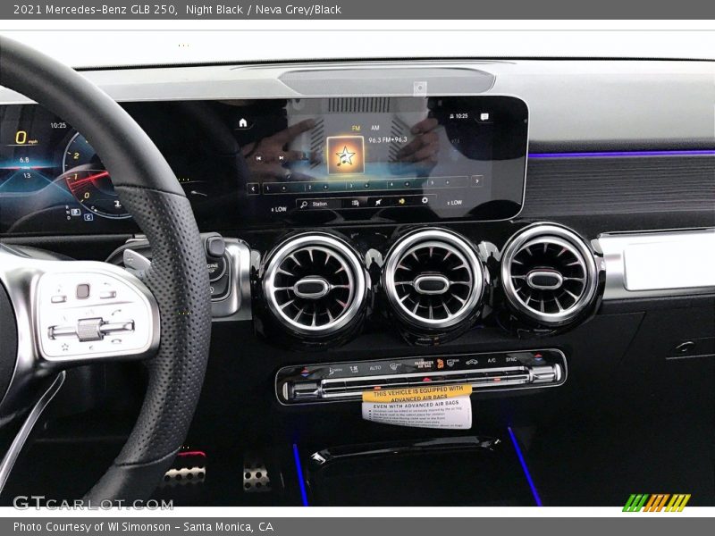 Controls of 2021 GLB 250