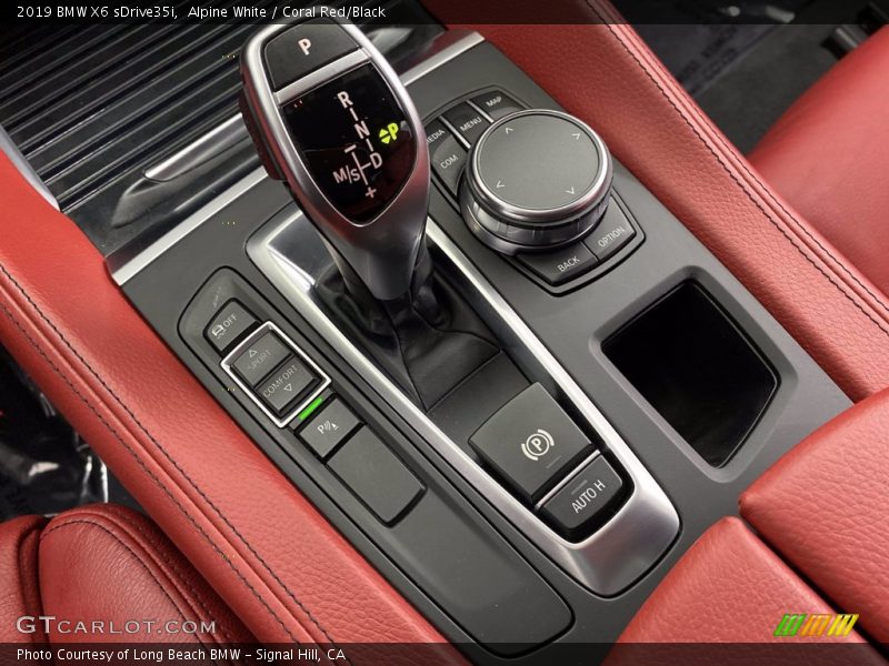  2019 X6 sDrive35i 8 Speed Sport Automatic Shifter
