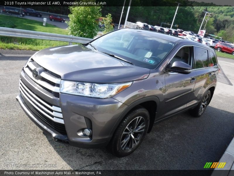 Predawn Gray Mica / Ash 2018 Toyota Highlander LE AWD