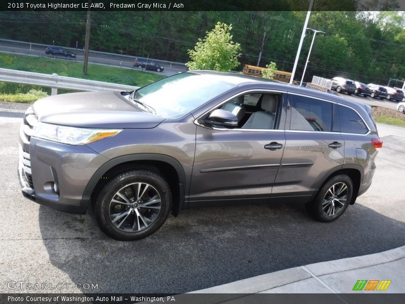 Predawn Gray Mica / Ash 2018 Toyota Highlander LE AWD