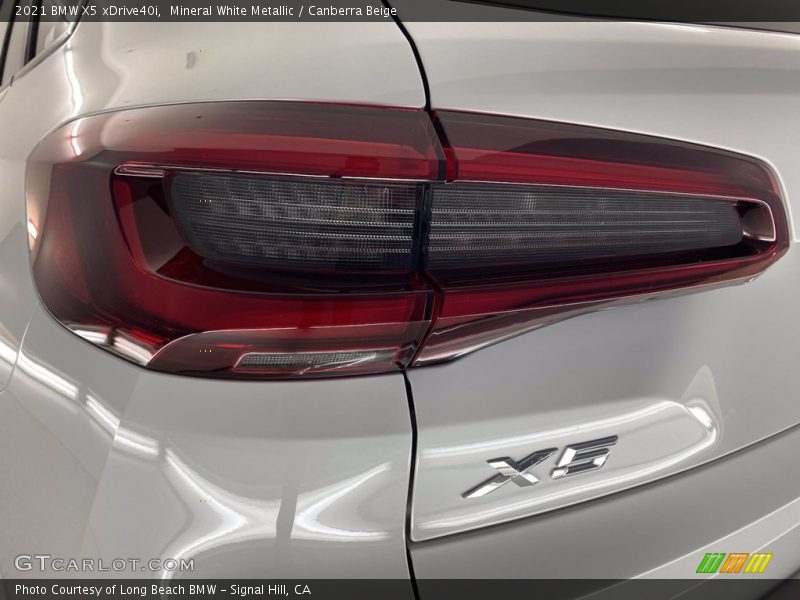 Mineral White Metallic / Canberra Beige 2021 BMW X5 xDrive40i