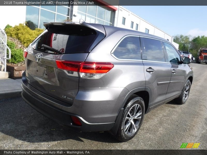 Predawn Gray Mica / Ash 2018 Toyota Highlander LE AWD