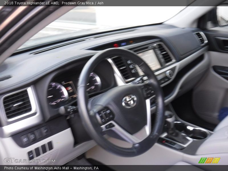 Predawn Gray Mica / Ash 2018 Toyota Highlander LE AWD