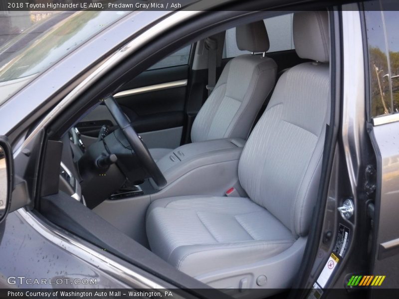 Predawn Gray Mica / Ash 2018 Toyota Highlander LE AWD