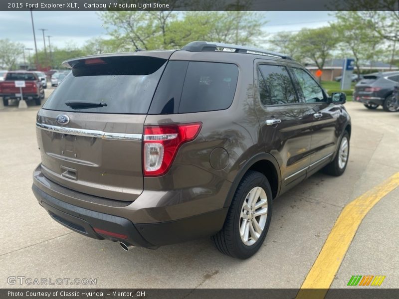 Caribou / Medium Light Stone 2015 Ford Explorer XLT