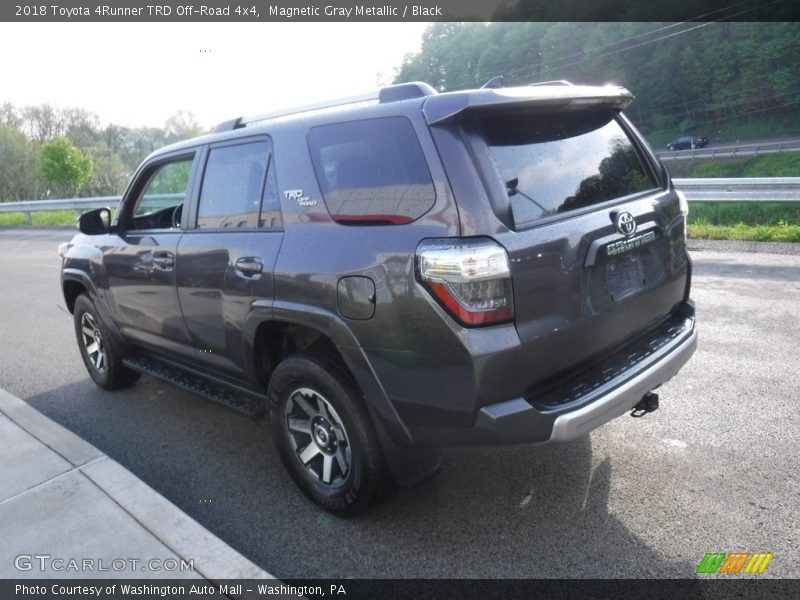 Magnetic Gray Metallic / Black 2018 Toyota 4Runner TRD Off-Road 4x4