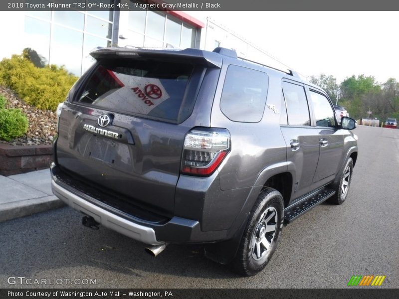 Magnetic Gray Metallic / Black 2018 Toyota 4Runner TRD Off-Road 4x4