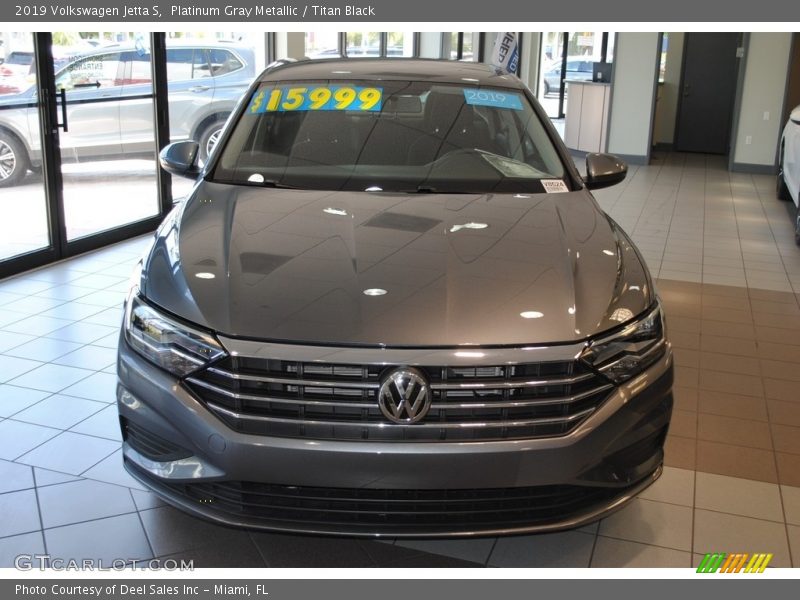 Platinum Gray Metallic / Titan Black 2019 Volkswagen Jetta S